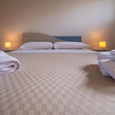 Campisi Luxury * Avola